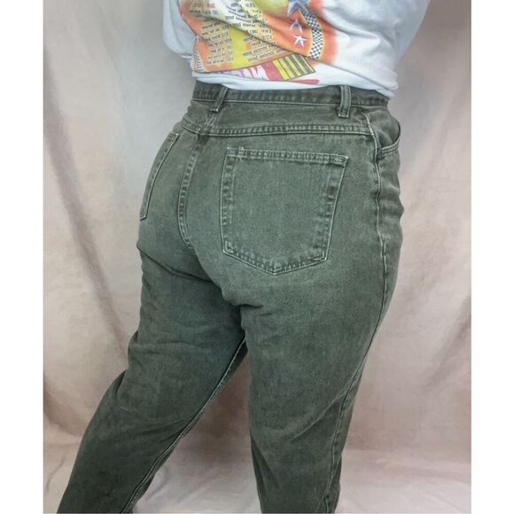 Vintage Women’s Plus Size Green Wrangler Jeans - Picture 2 of 7